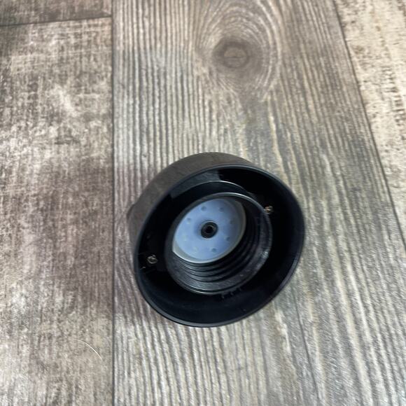 Mr Coffee Espresso BVMC-ECM-STM-MN-BLG Replacement Pressure Cap - Picture 2 of 3